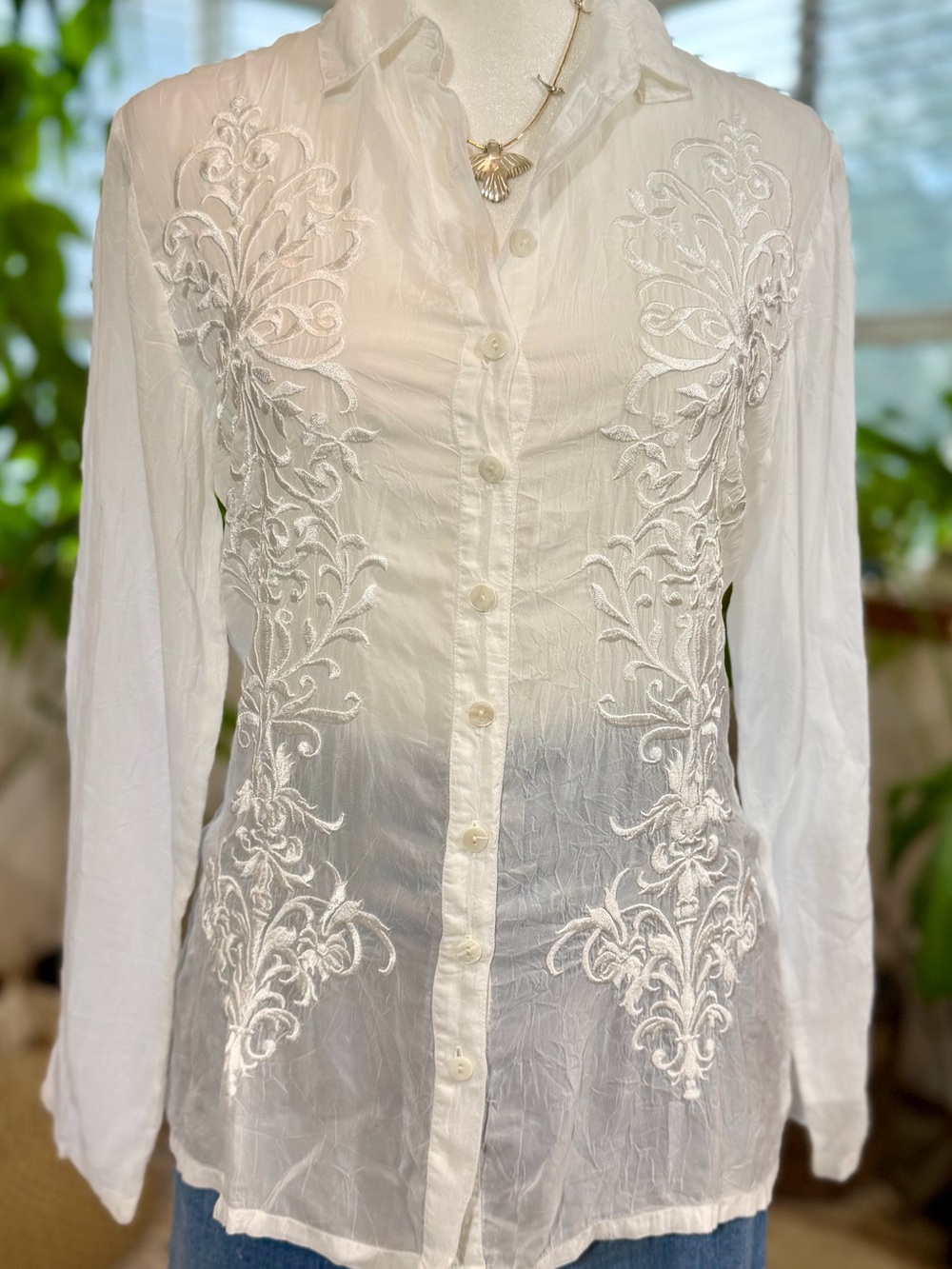 Johnny Was White Embroidered Button Front Boho Blouse Dainty XS Romantic Top - Picture 5 of 11